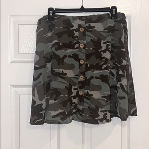 Camo skirt
